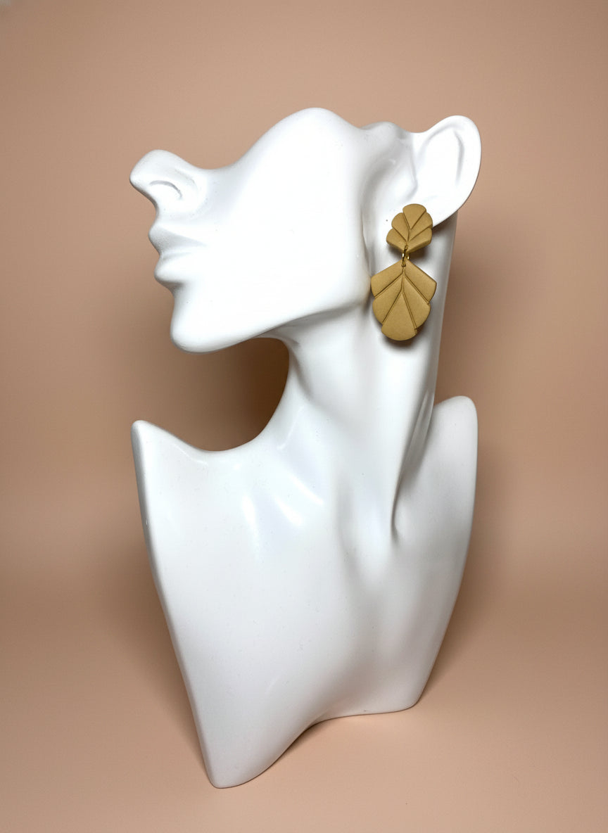 Leaf Drop Earring (Brown)