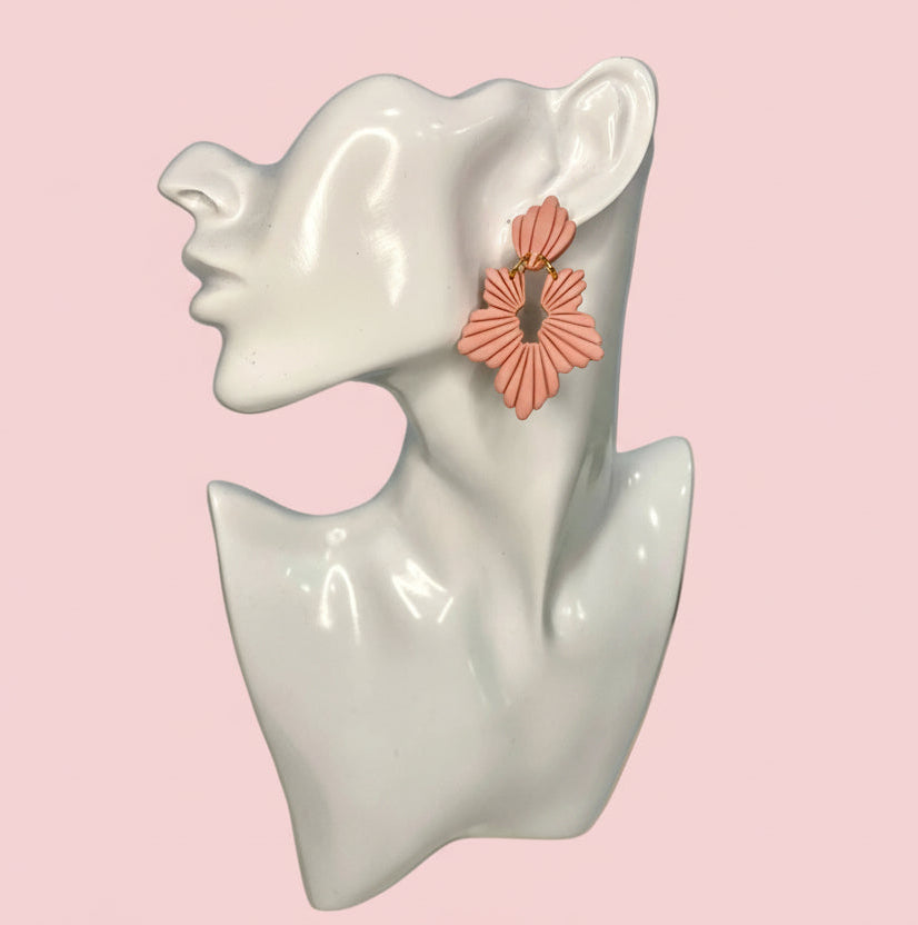 Flower Leaf Earring (Pink)