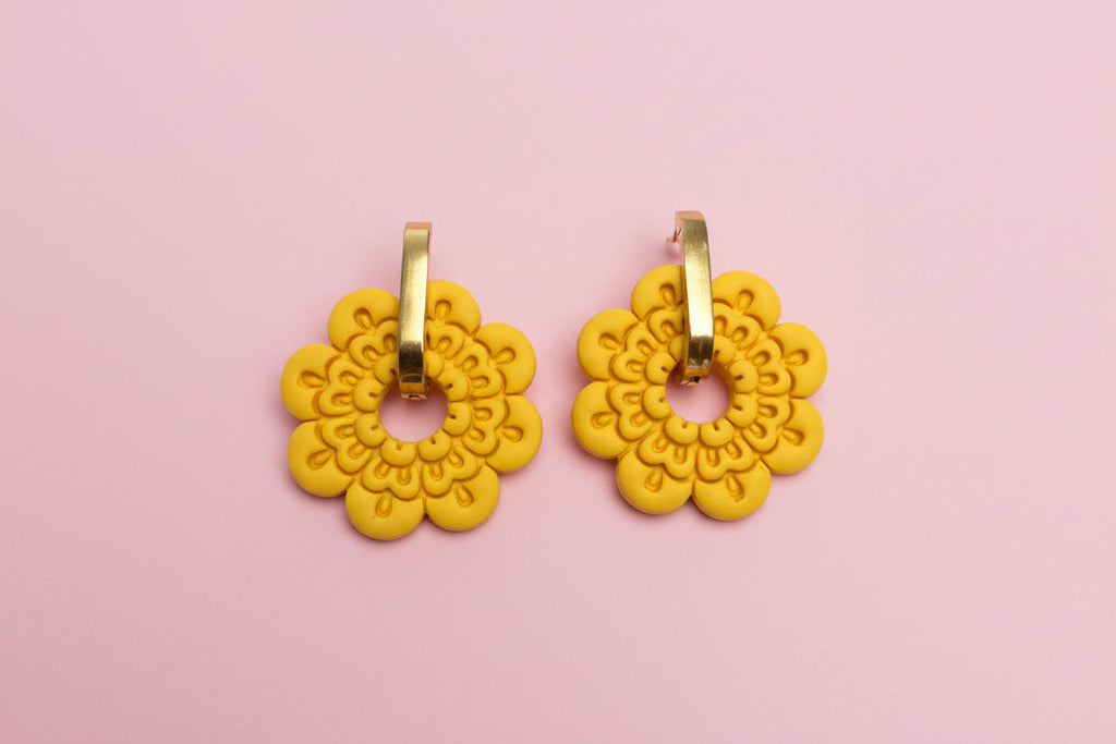 Flower Hoop Dangle (Yellow)