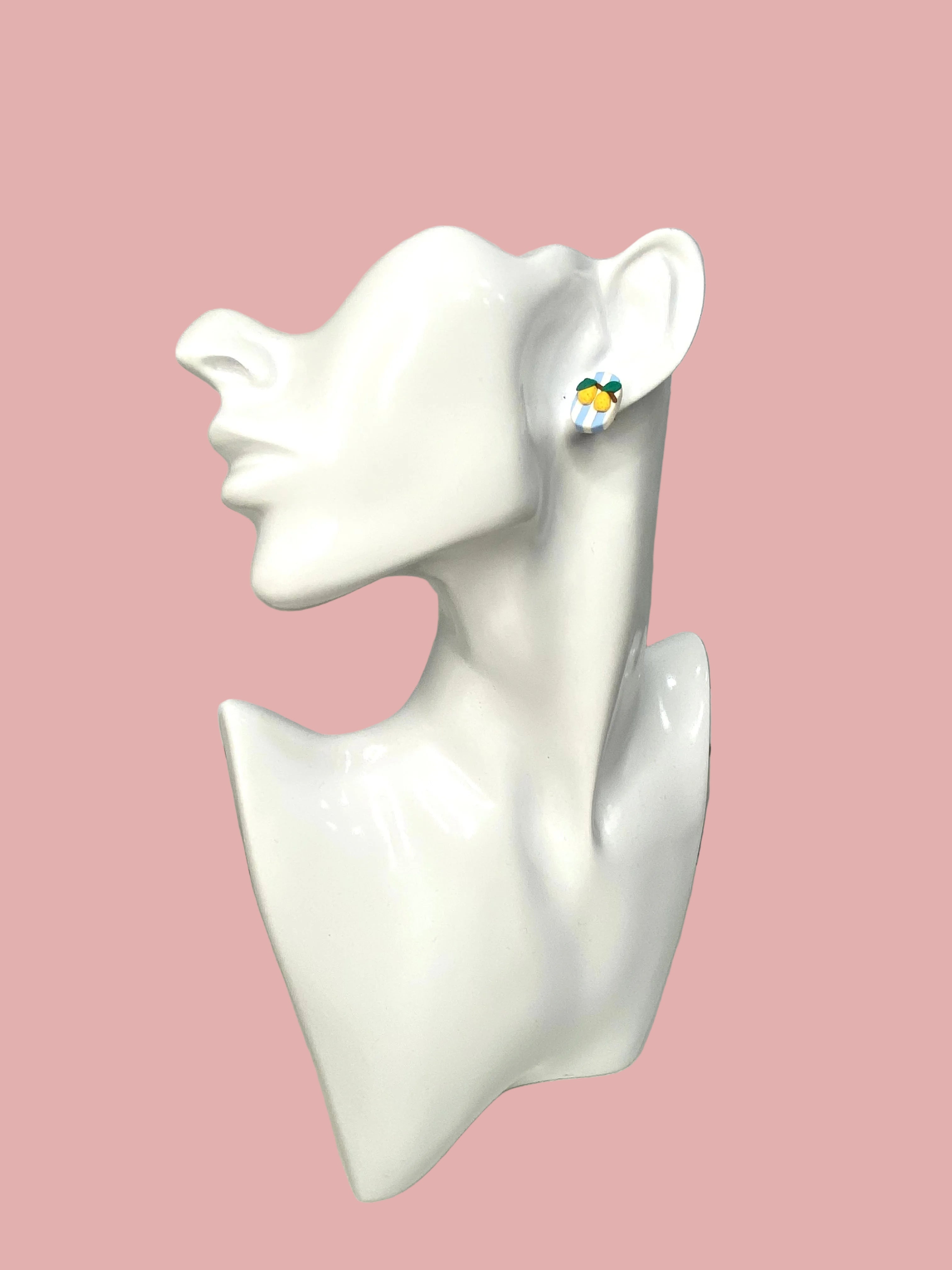 Lemon studs