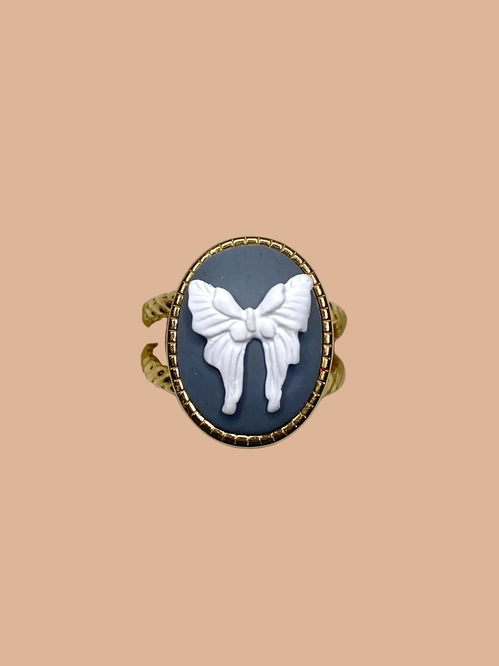 Butterfly (White and Gray)